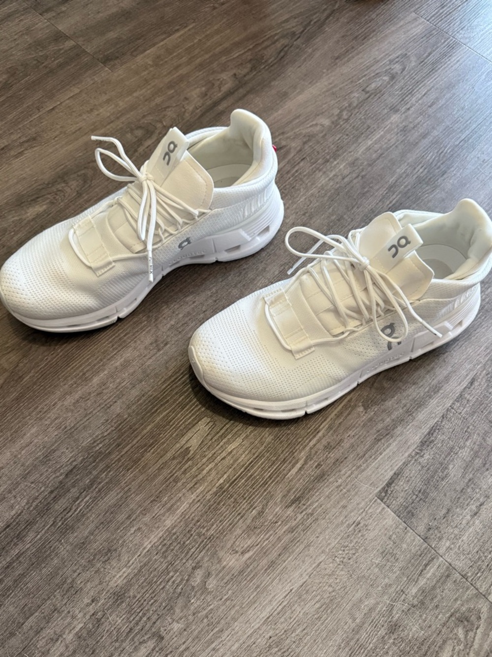 On Cloudnova All White Sneakers Women’s Size 9 Lightweight Running Shoes